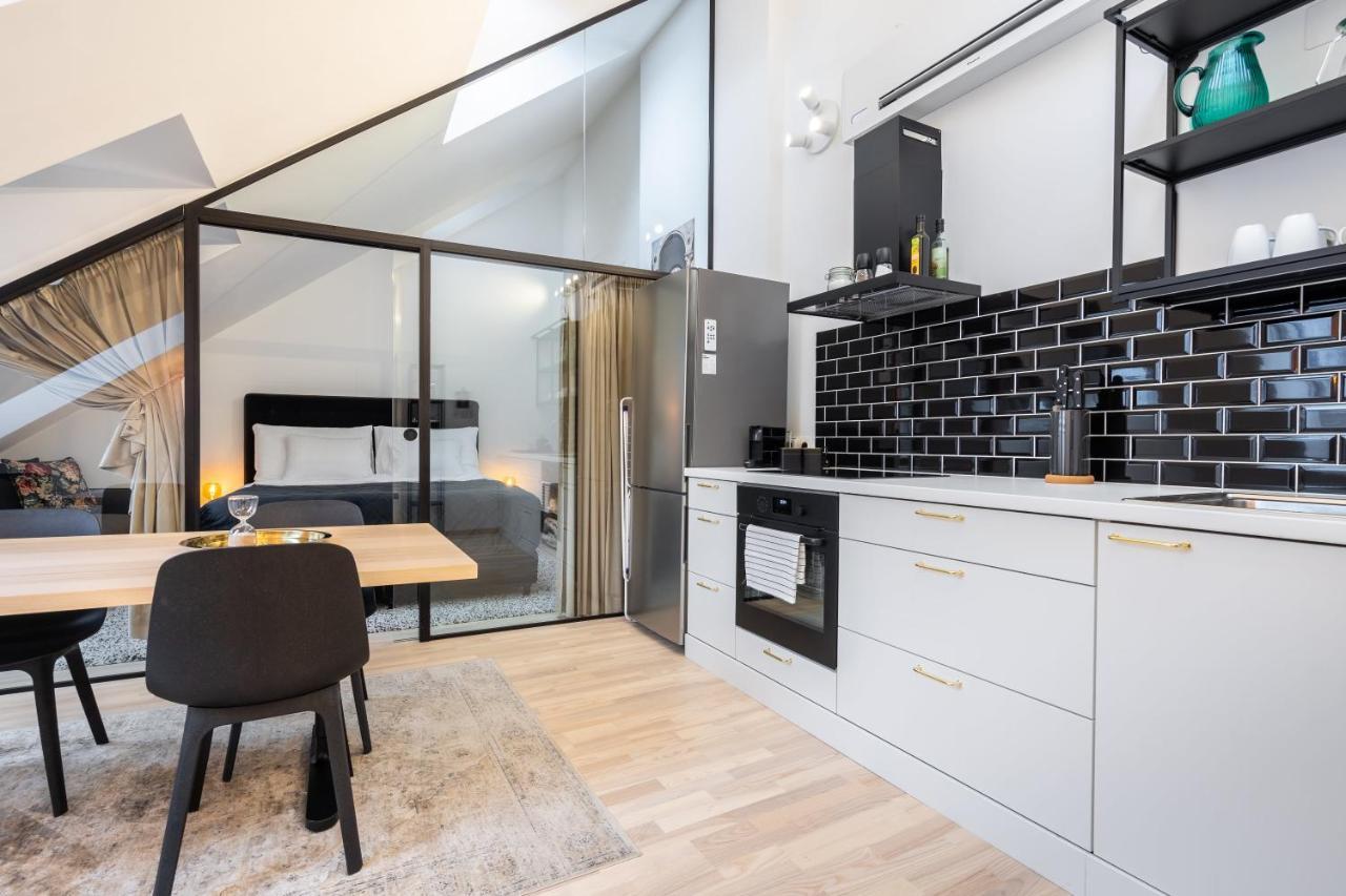 Stilvolle Dachgeschosswohnungen Mit Balkon In Innenstadt Naehe * Vienne