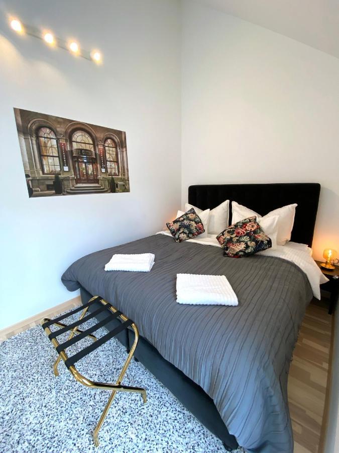 Stilvolle Dachgeschosswohnungen Mit Balkon In Innenstadt Naehe Appartement *